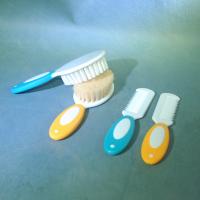 Comb & brush set